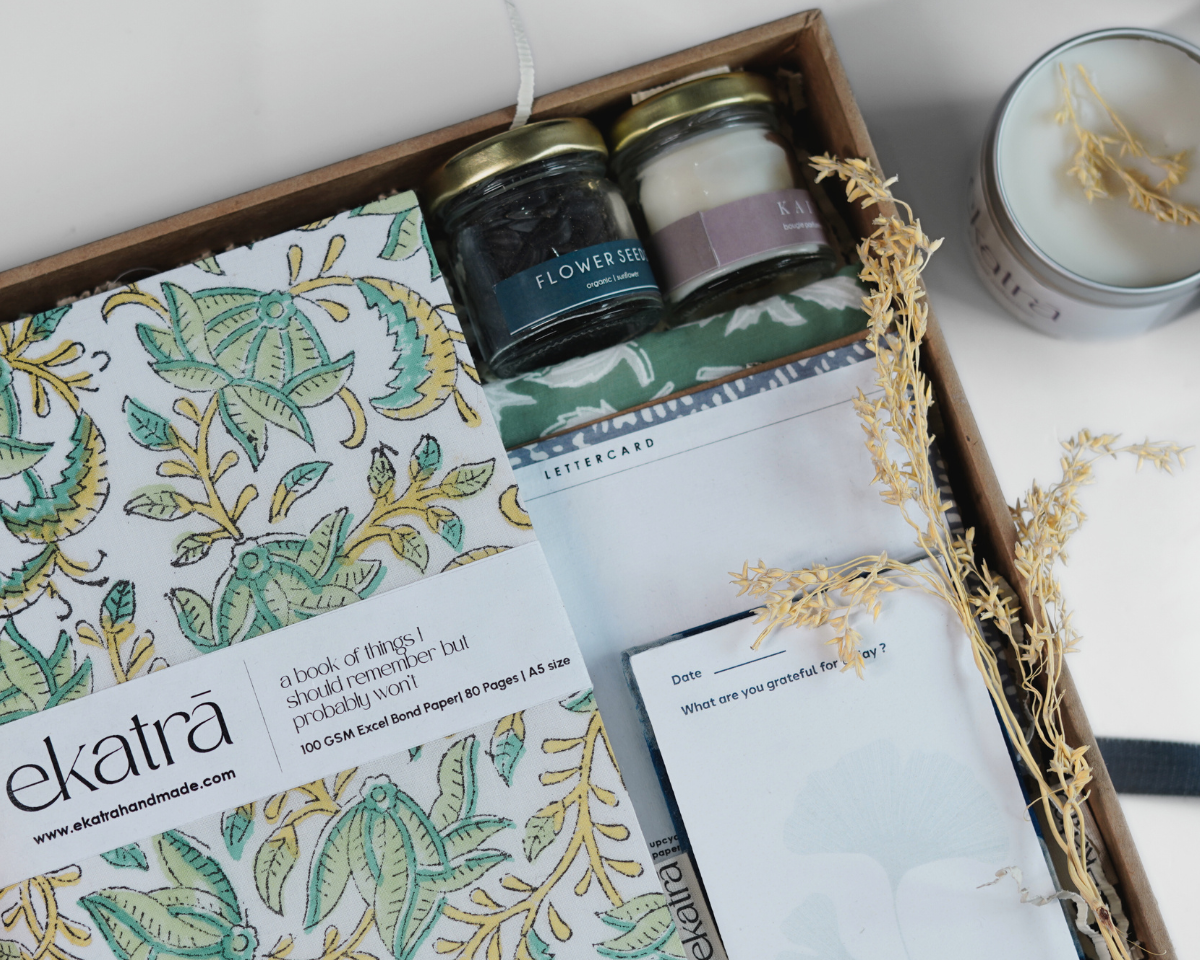 Sustainable Gratitude Hamper by Ekatra  - Green Leaf floral