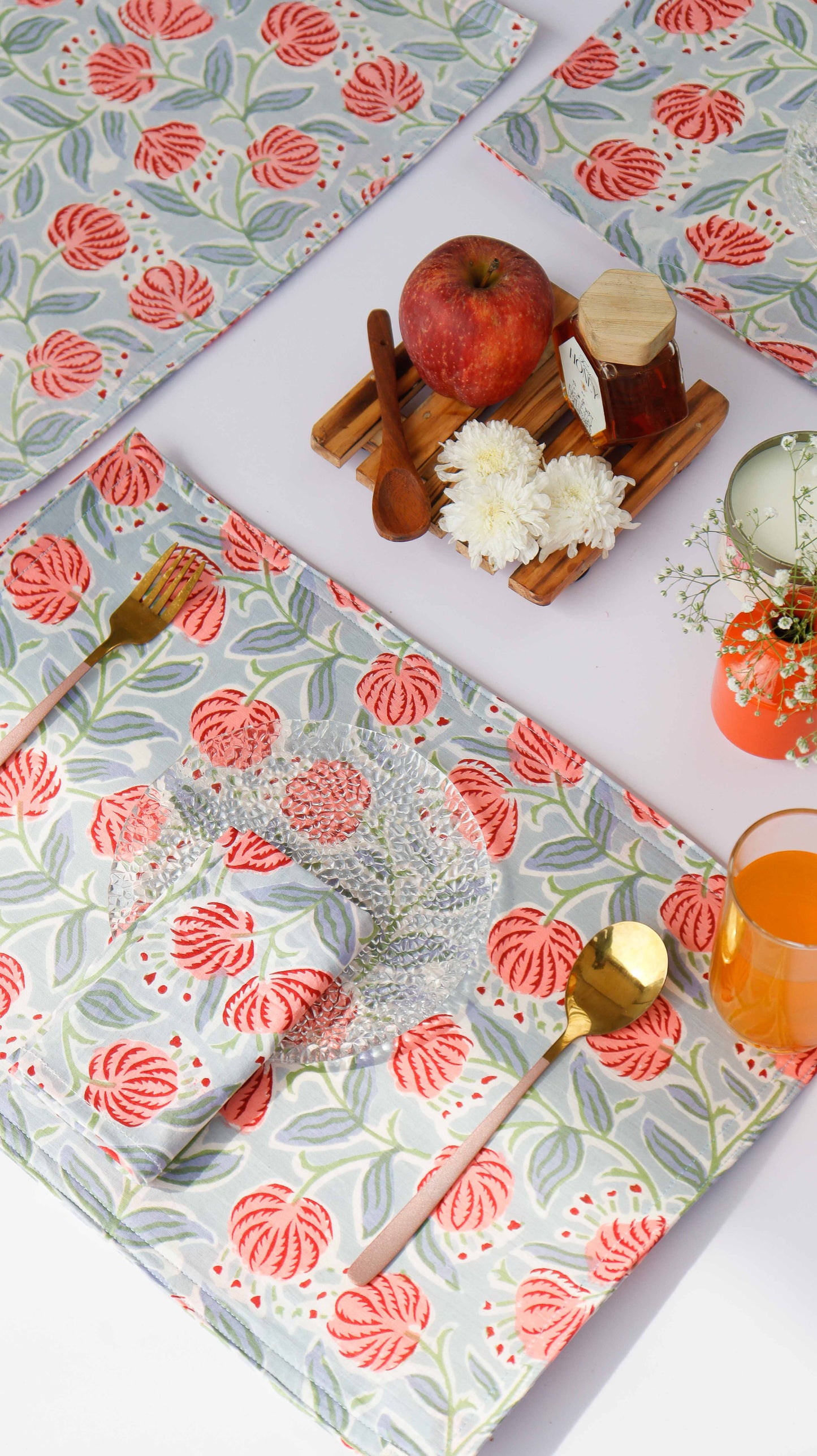 Table Set : Wedding Favors