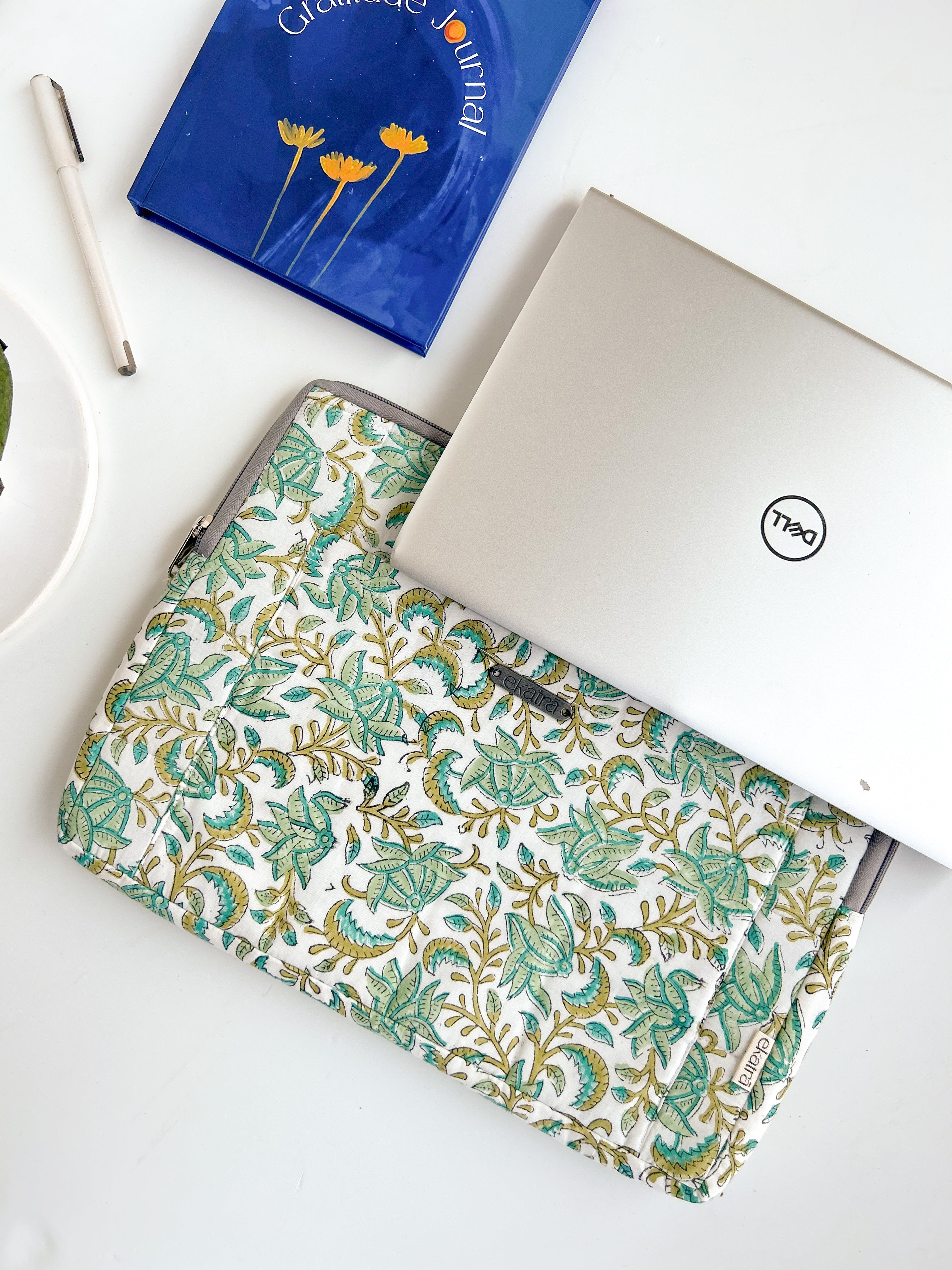 Floral laptop outlet sleeve