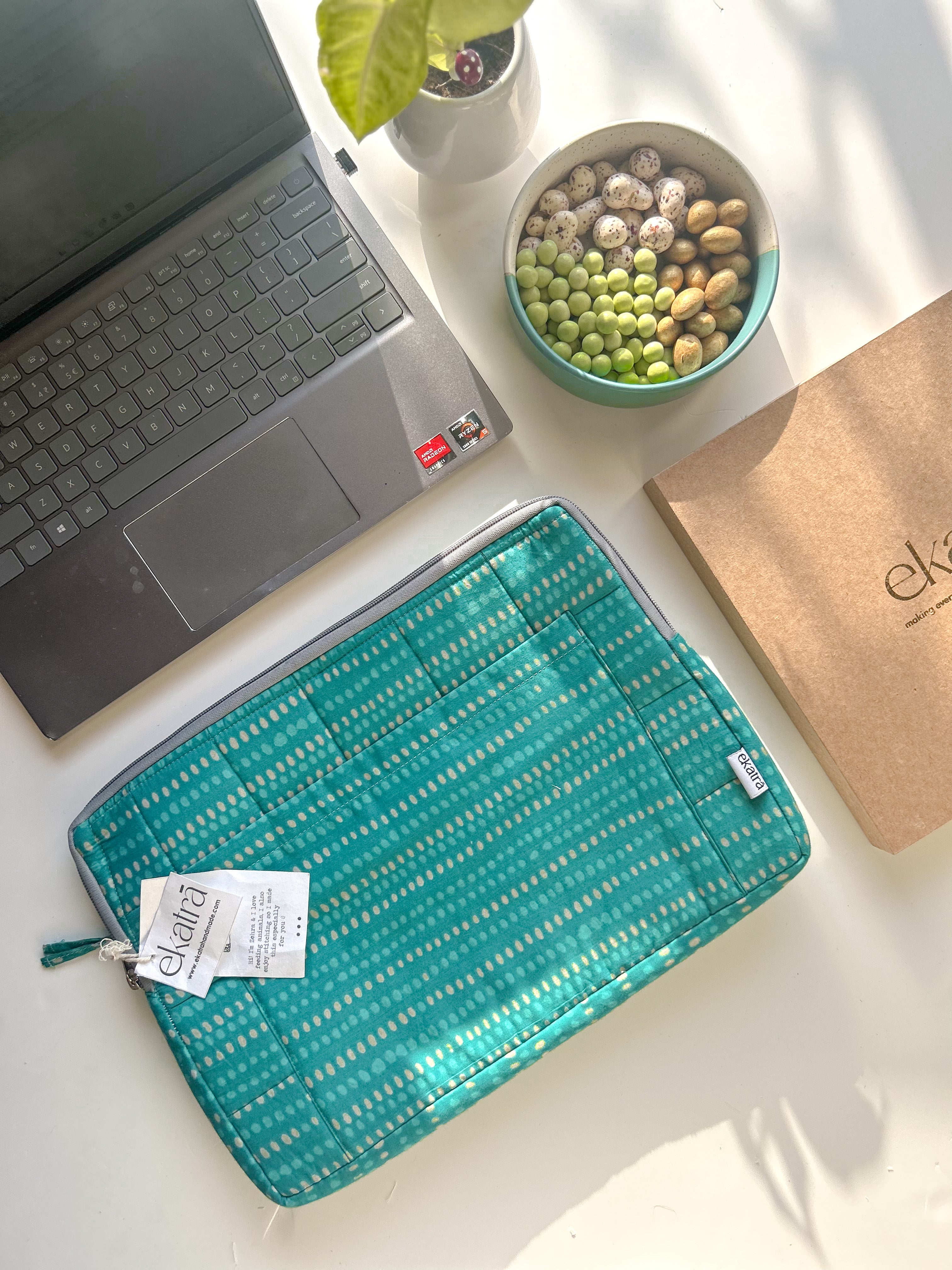 Hearth and clearance hand laptop sleeve