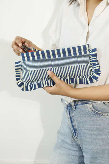 Small Frill Pouch