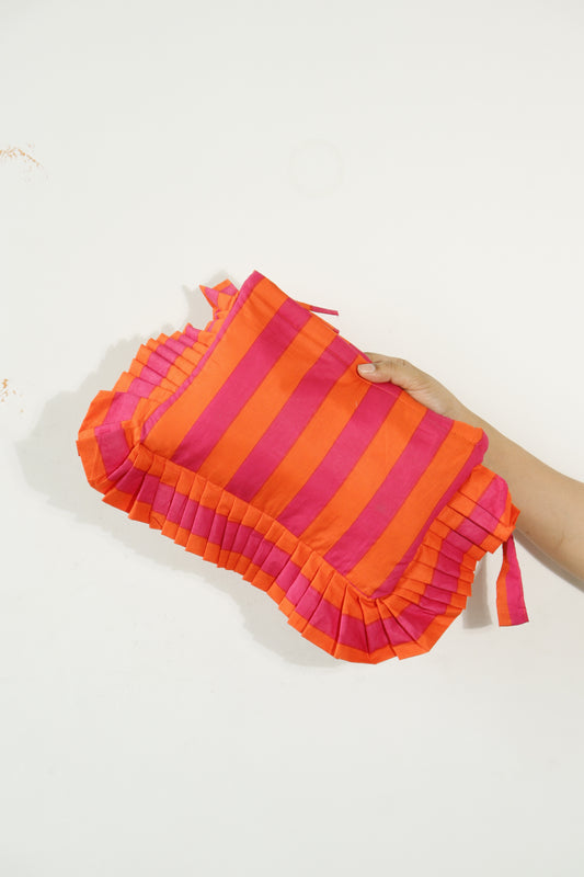The Big Frill Pouch