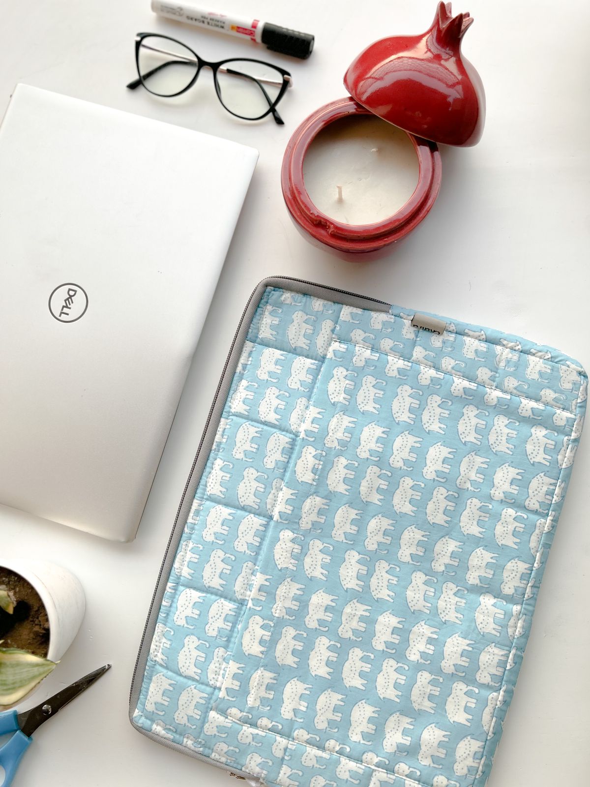 Sustainable Handmade Cotton Laptop Sleeve/Laptop Cover by Ekatra - Elephant Motif