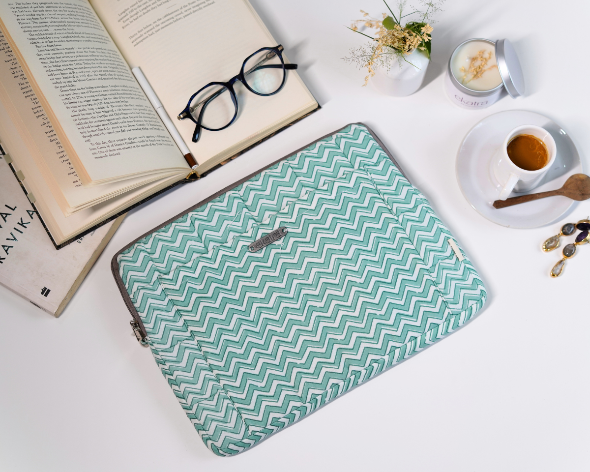 Sustainable Handmade Cotton Laptop Sleeve/Laptop Cover by Ekatra - Green chevron