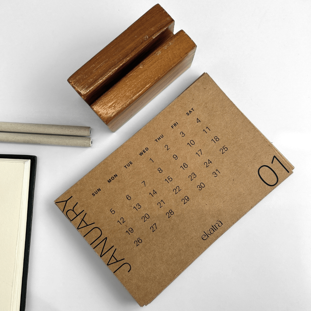 Desk 2025 Calendar