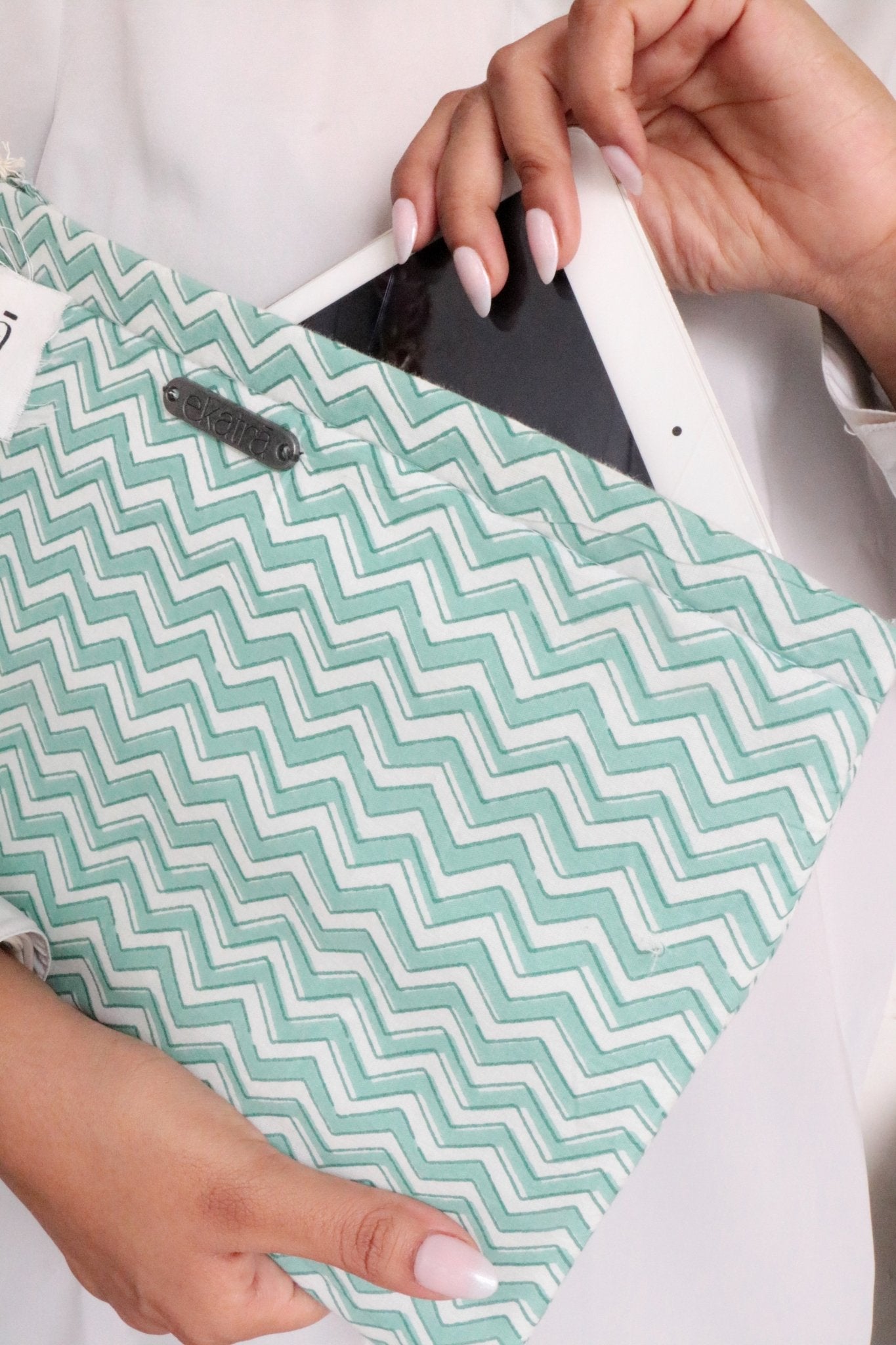 I-pad Sleeve Green Chevron