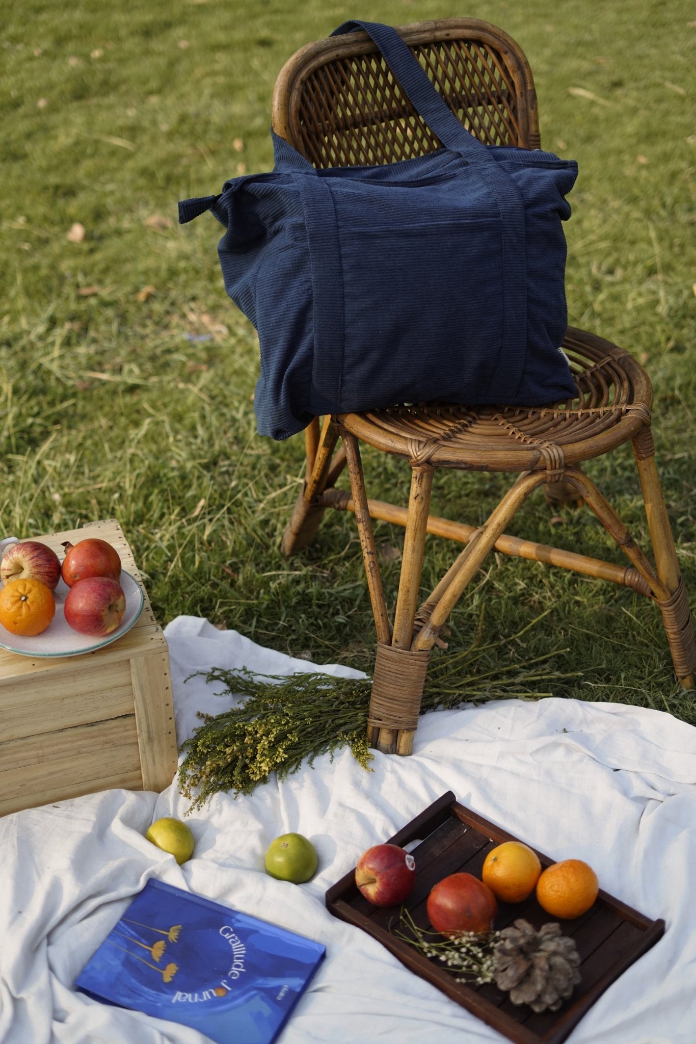 Minimalist Corduroy Shoppers Tote