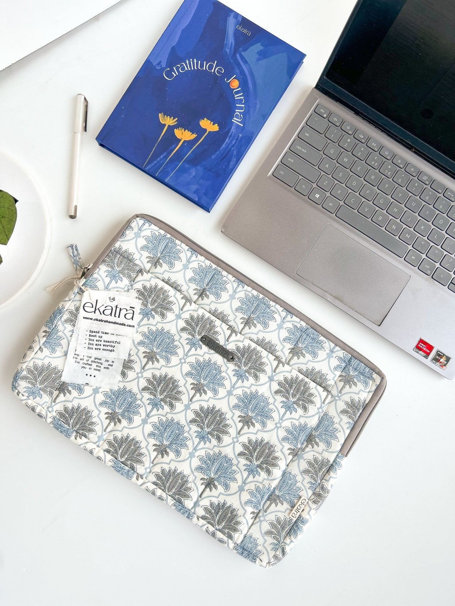 Sustainable Handmade Cotton Laptop Sleeve/Laptop Cover by Ekatra - Lotus