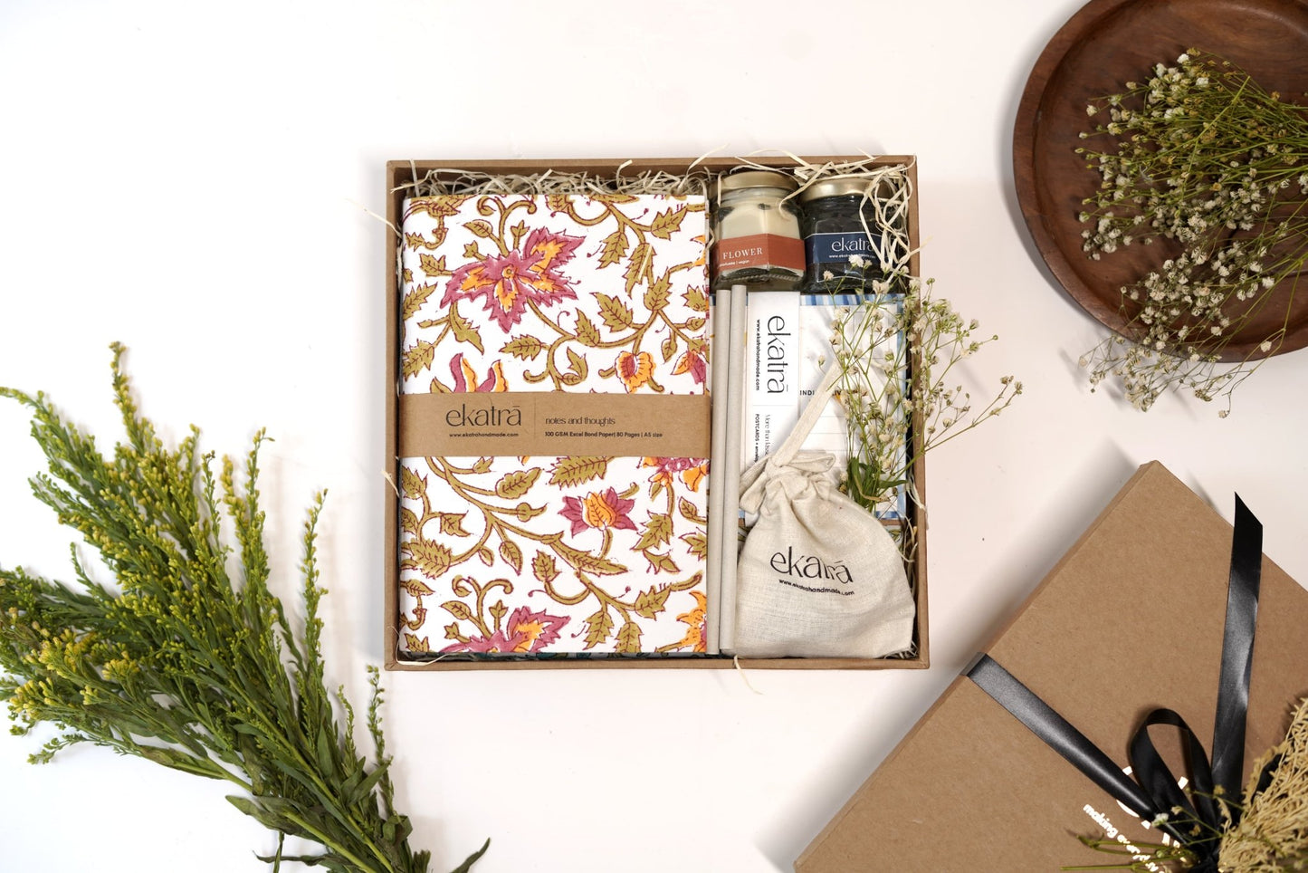 Sustainable Thoughtful Hamper by Ekatra - Pink Floral