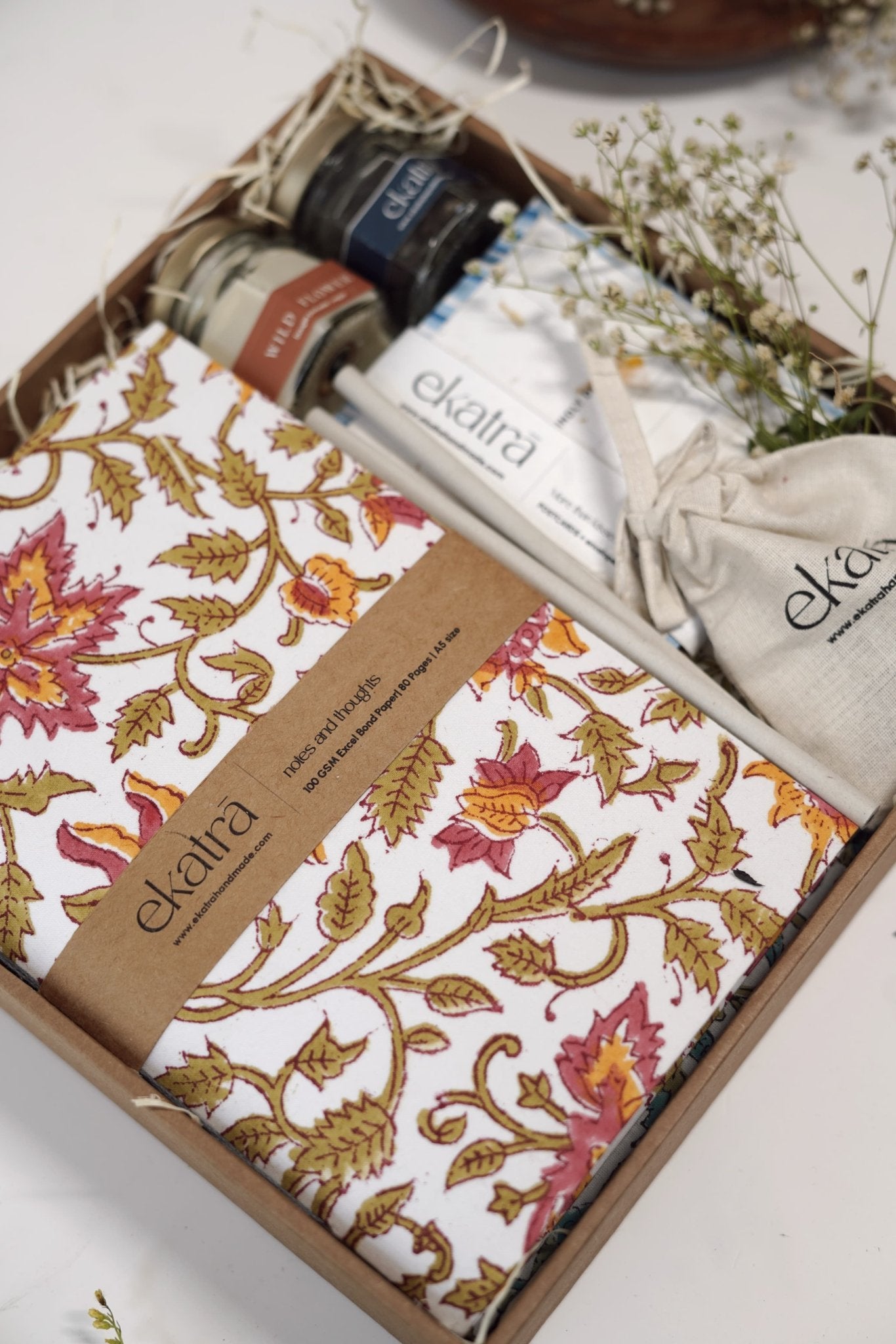 Sustainable Thoughtful Hamper by Ekatra - Pink Floral