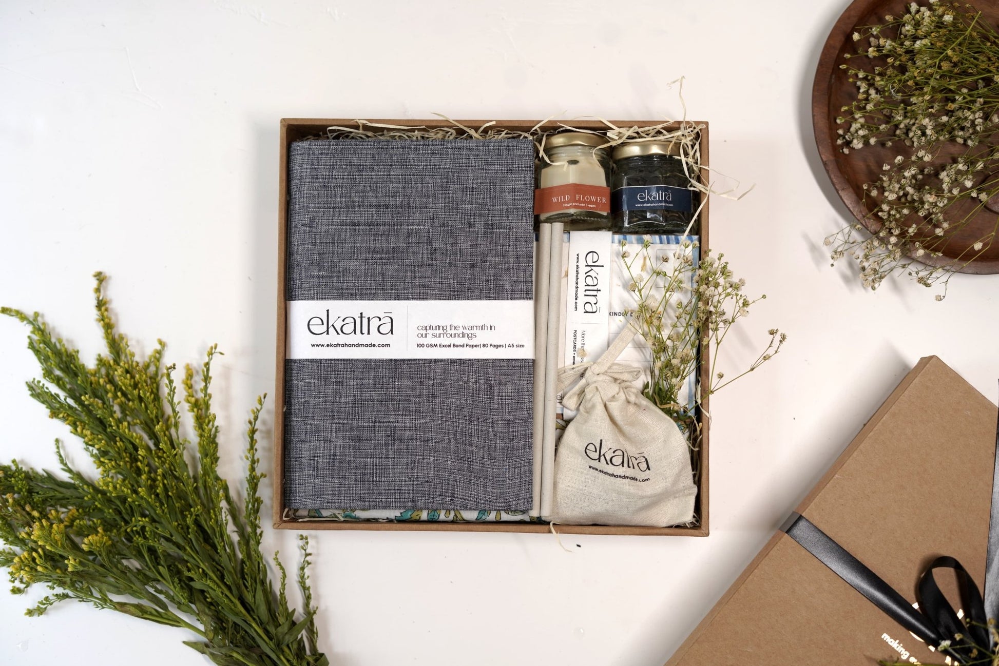 Sustainable Thoughtful Hamper by Ekatra Solid Grey Ekatra Box