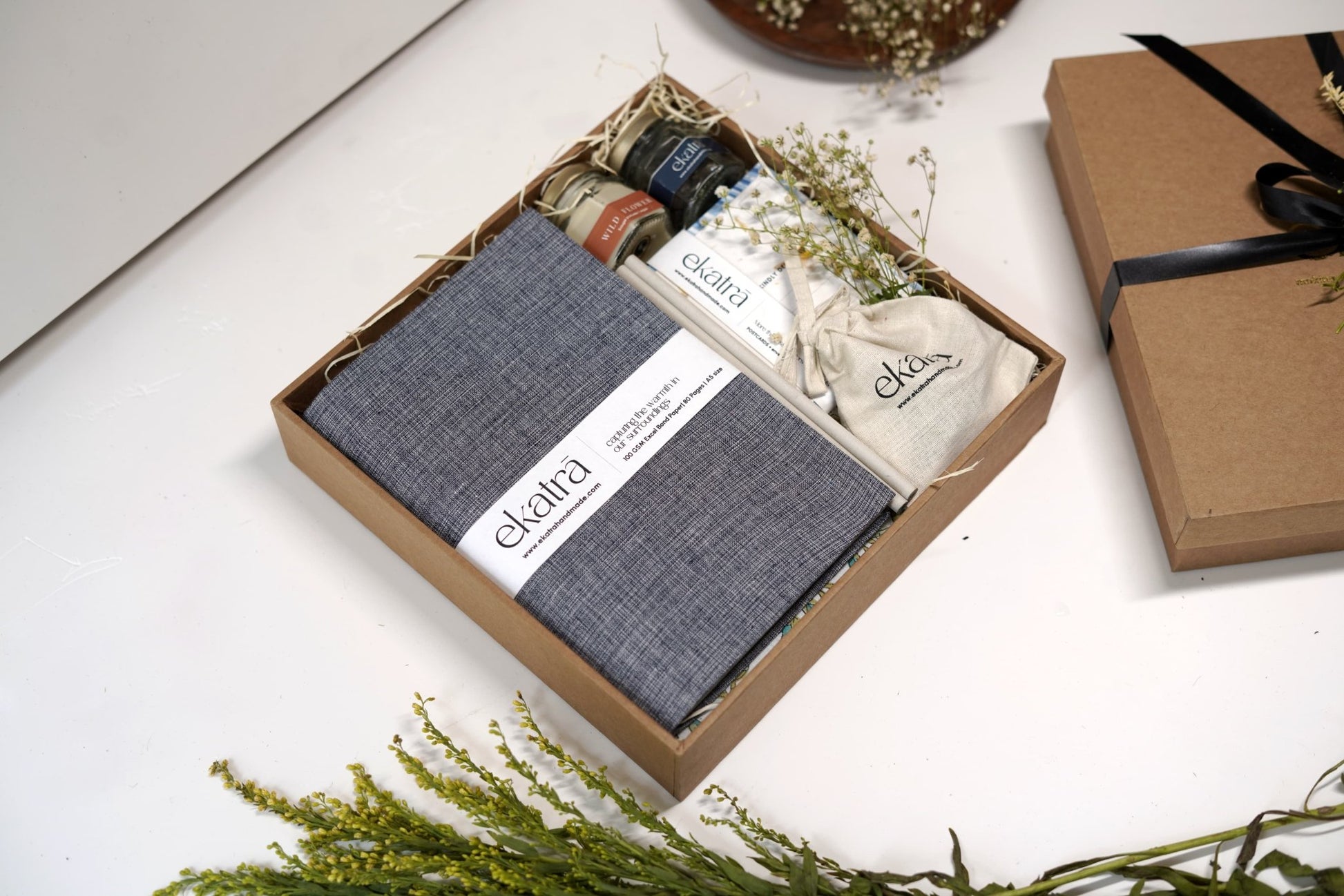 Sustainable Thoughtful Hamper by Ekatra Solid Grey